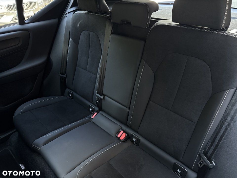 Volvo XC 40 - 11