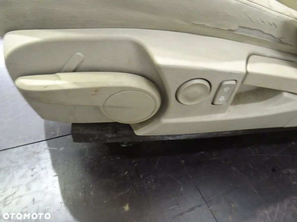 OPEL INSIGNIA A 08-12 2.0 CDTI SEDAN FOTELE KANAPA GRZANE ELEKTRYCZNE - 13