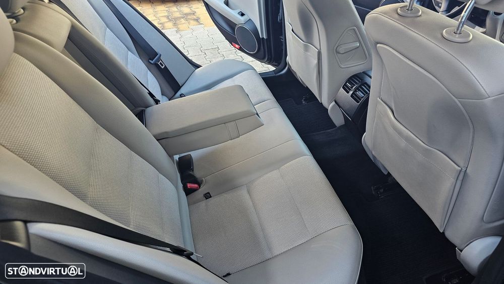 Mercedes-Benz C 180 CDi Avantgarde BlueEfficiency - 11