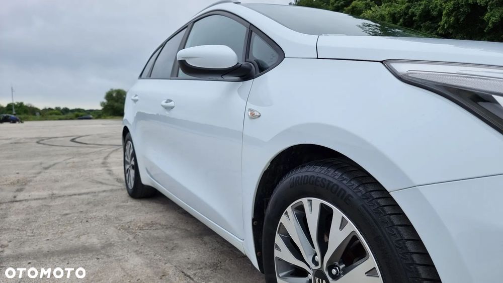 Kia Ceed 1.6 CRDi XL - 24