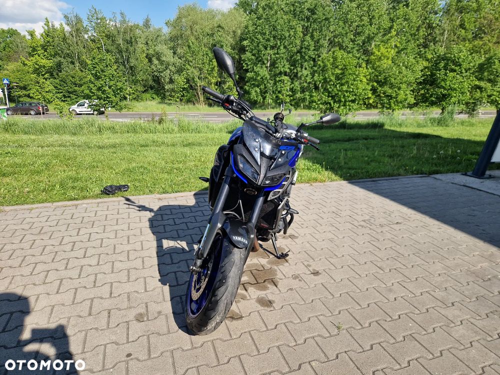 Yamaha MT - 3