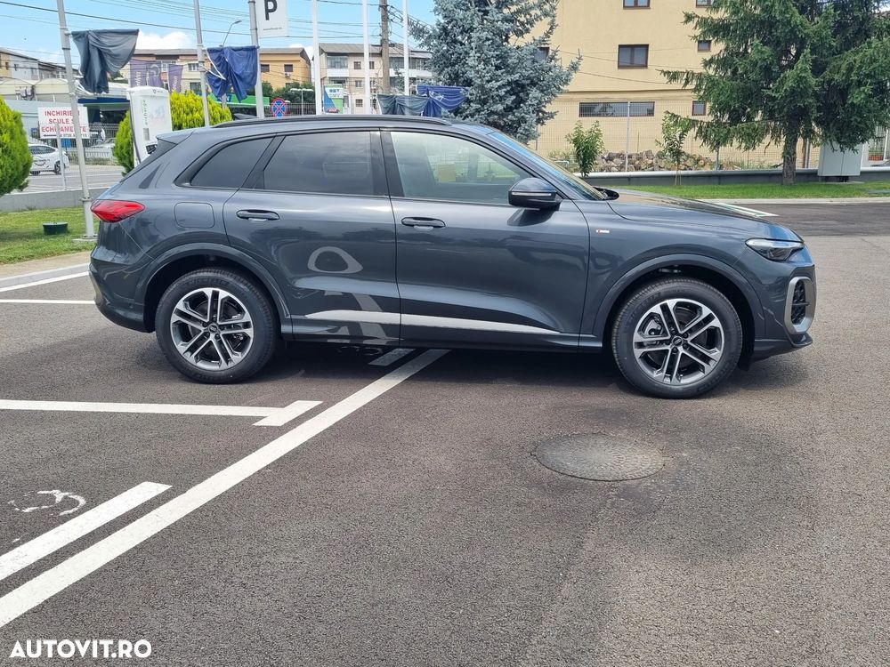 Audi Q5 40 TDI quattro S tronic sport - 4