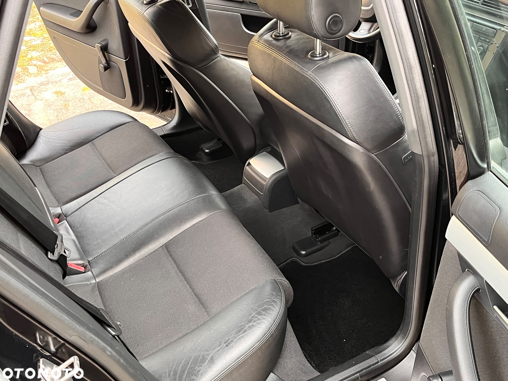Audi A4 Avant 2.0 TDI - 27