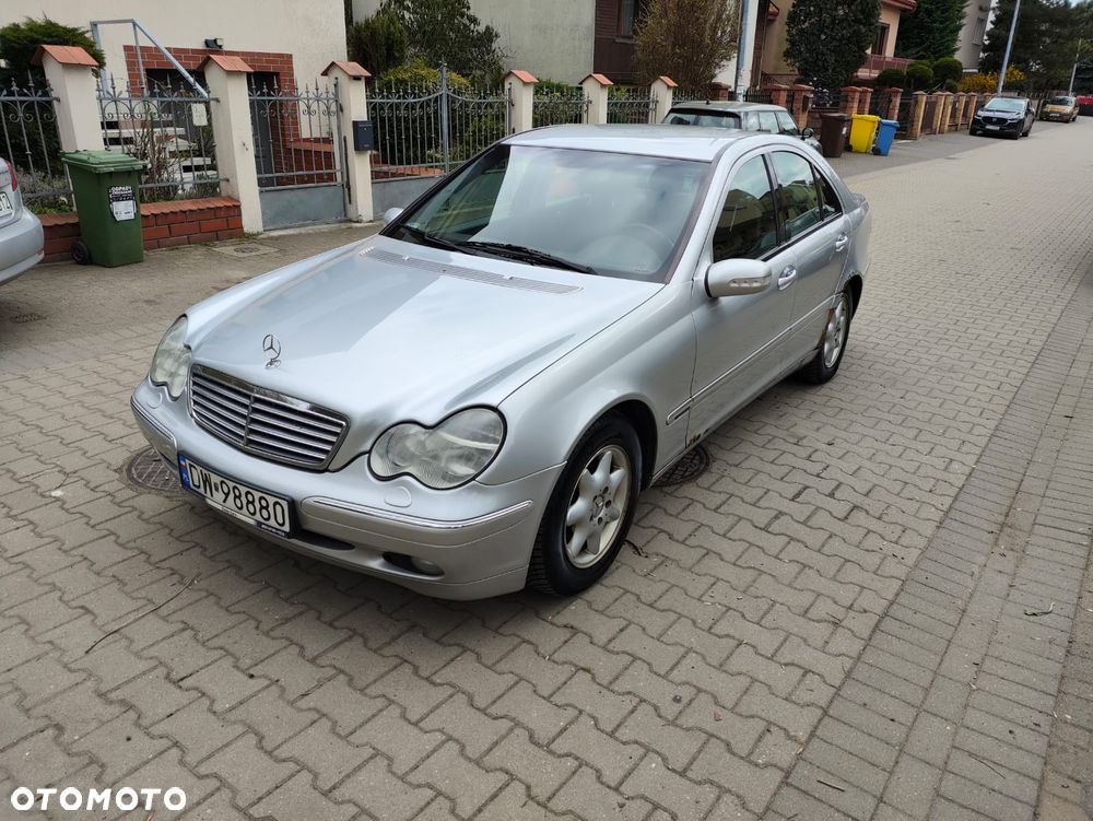 Mercedes-Benz Klasa C 220 CDI Elegance - 6