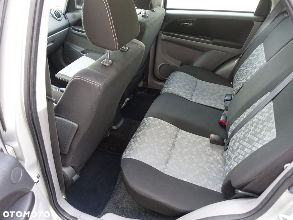 Suzuki SX4 Classic 1.6 VVT Automatik 4x2 Style - 15