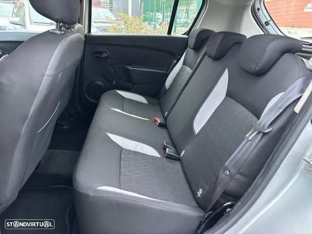 Dacia Sandero 0.9 TCe Stepway - 11