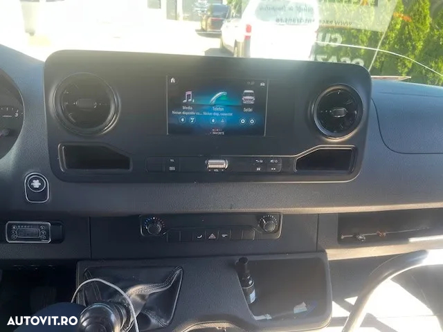 Mercedes-Benz SPRINTER 516 - 12