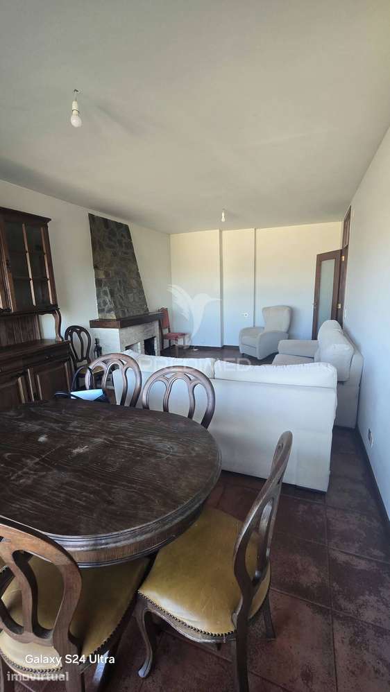 Apartamento T4 Mobilado no Porto com Terraço e Garagem - Grande imagem: 5/34