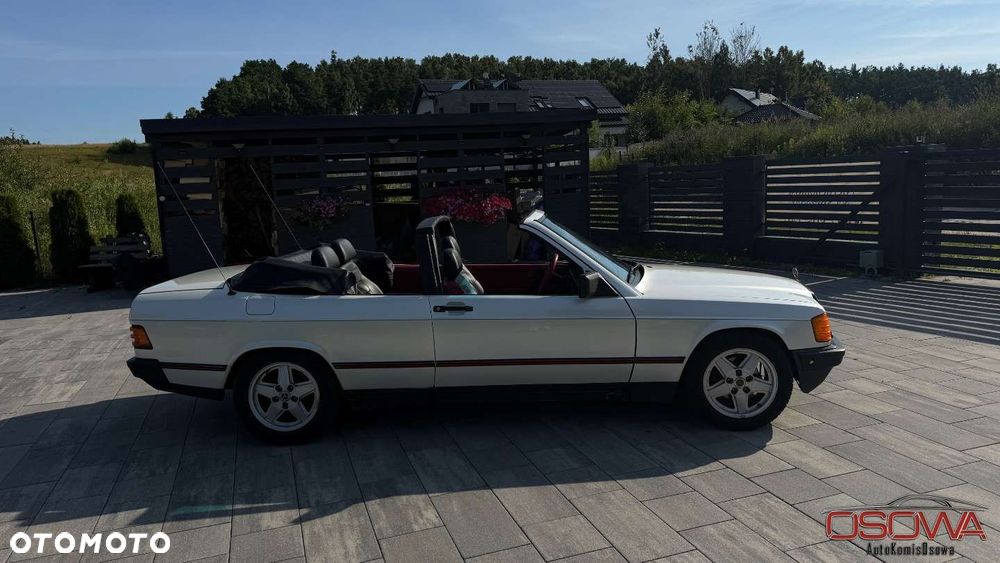 Mercedes-Benz W201 (190) - 11