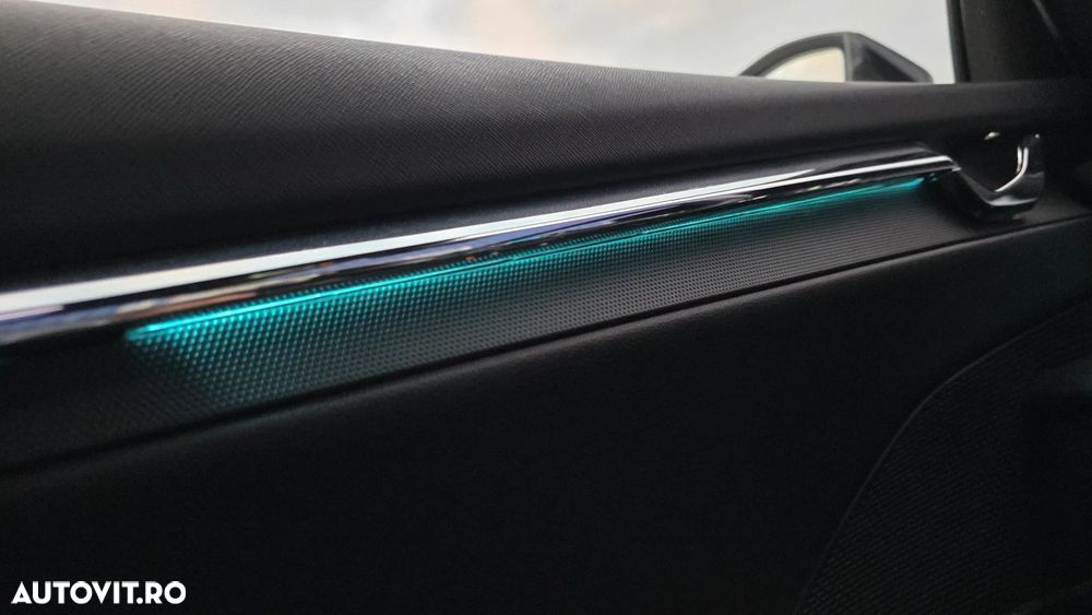 Skoda Octavia Combi 2.0 TDI DSG Tour - 16