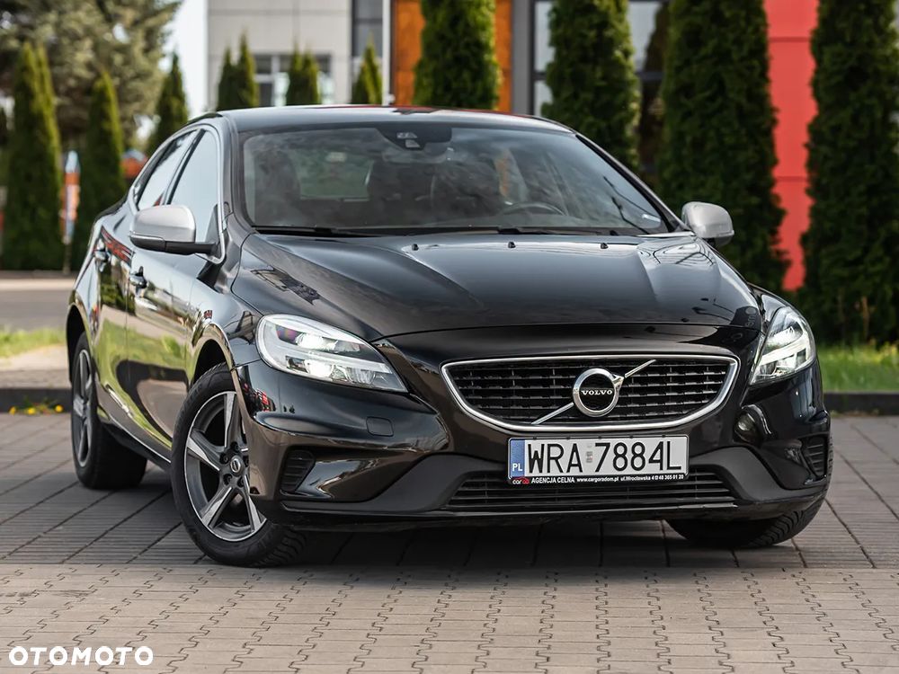 Volvo V40 D3 Geartronic RDesign - 2