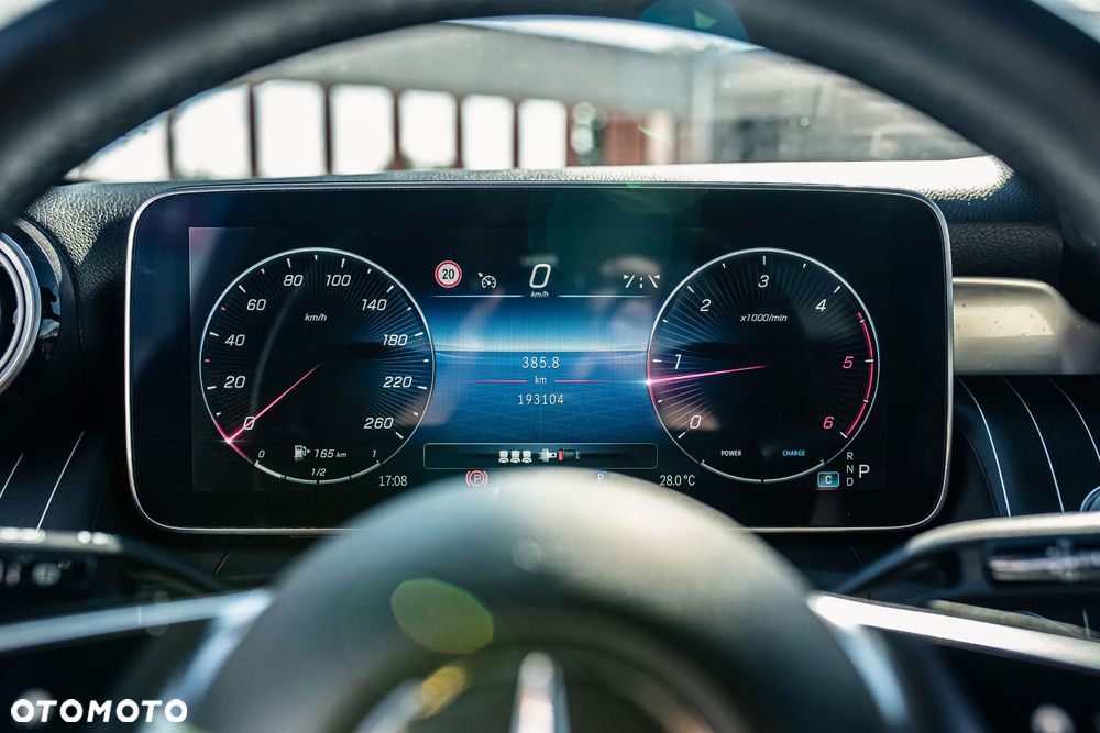 Mercedes-Benz GLC 220 d mHEV 4-Matic Avantgarde - 19