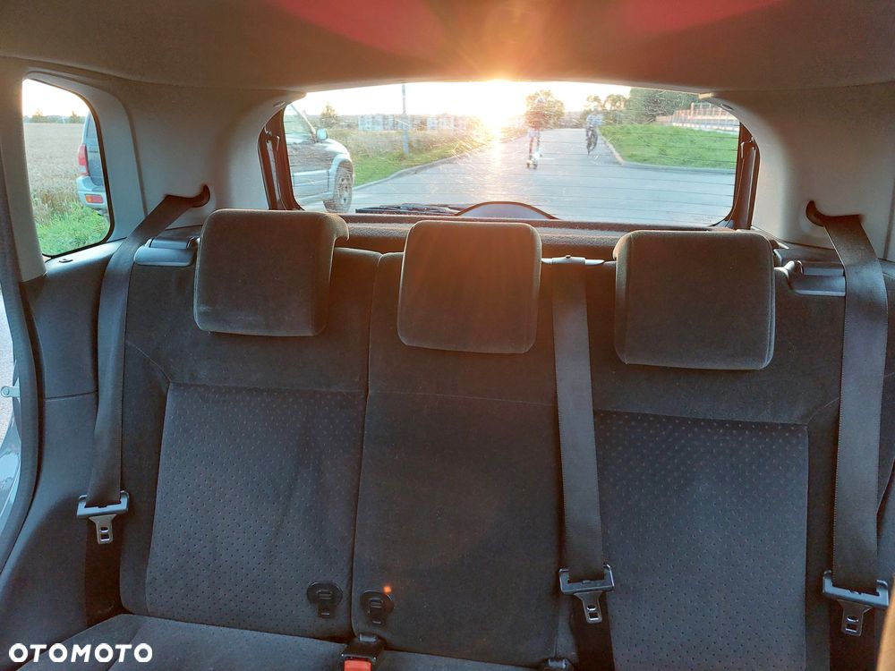 Ford Fiesta 1.4 Ghia - 19