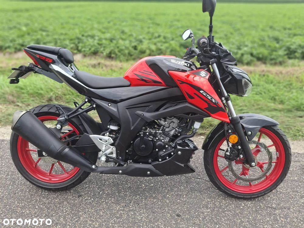 Suzuki GSX - 3