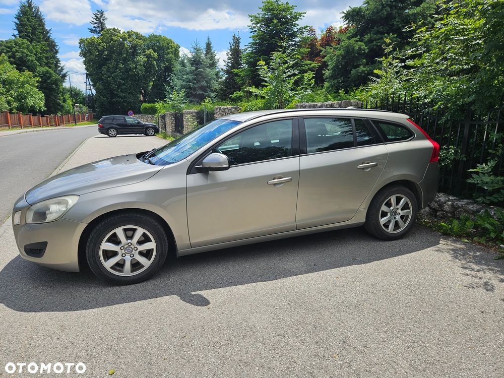 Volvo V60 D3 Kinetic - 8