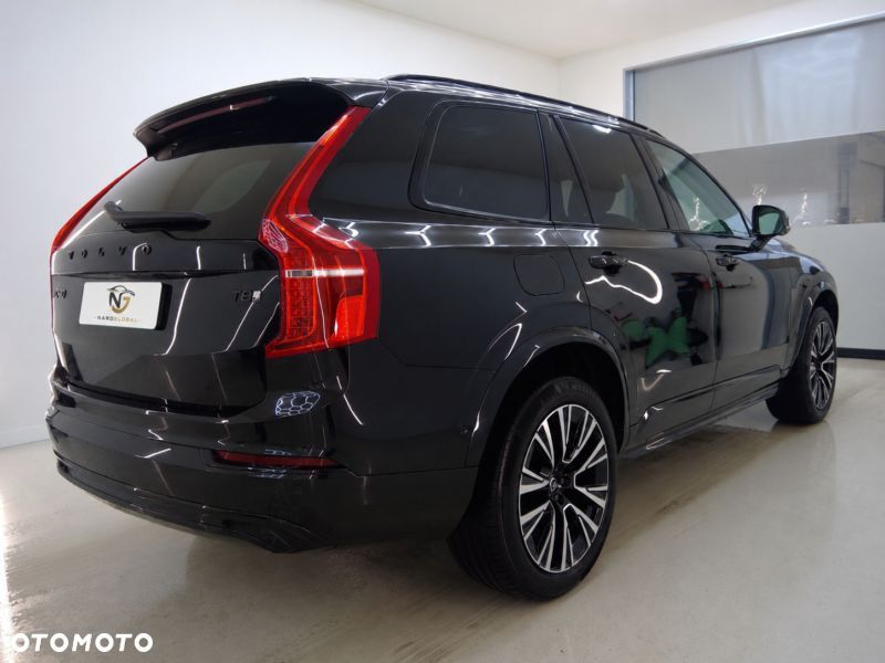 Volvo XC 90 T8 AWD Ultra Black Edition - 4