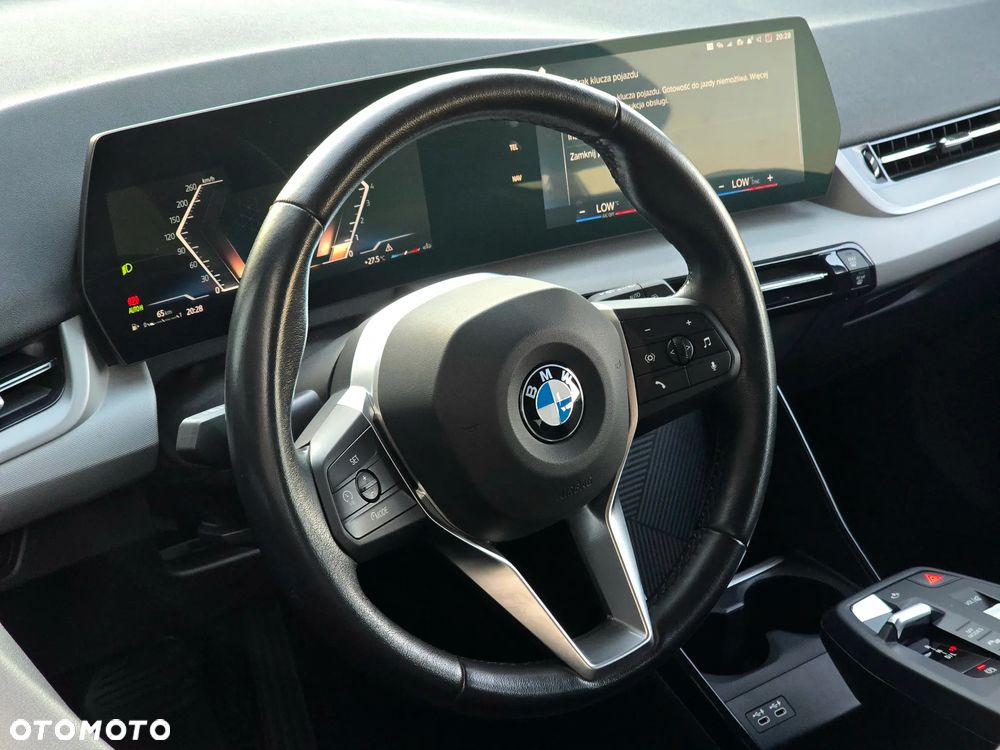 BMW Seria 2 218i - 13