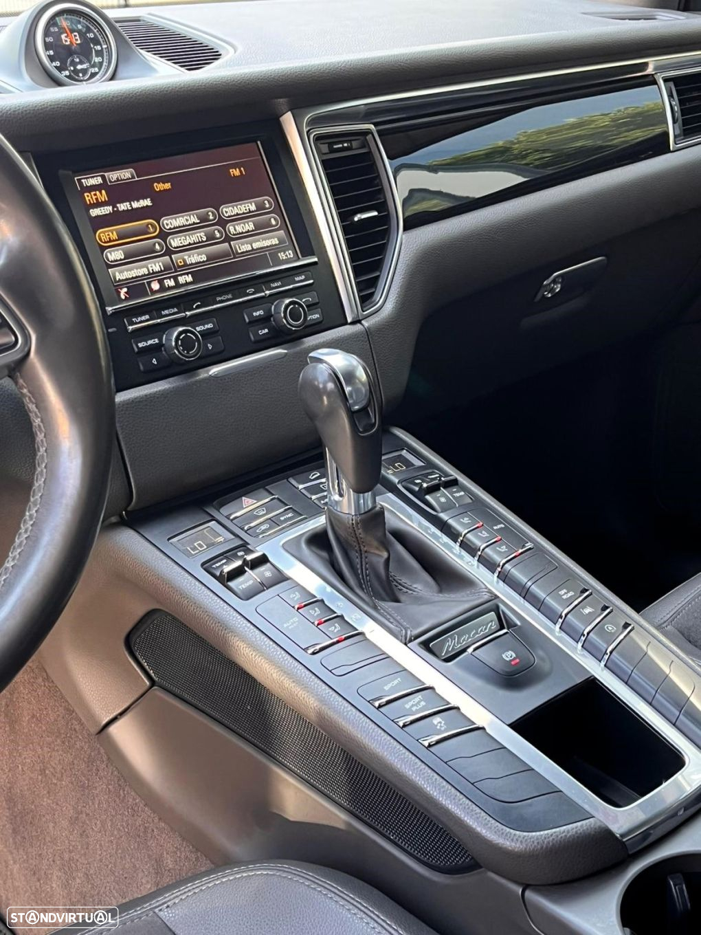 Porsche Macan S - 35