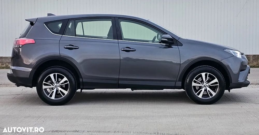 Toyota RAV4 - 22