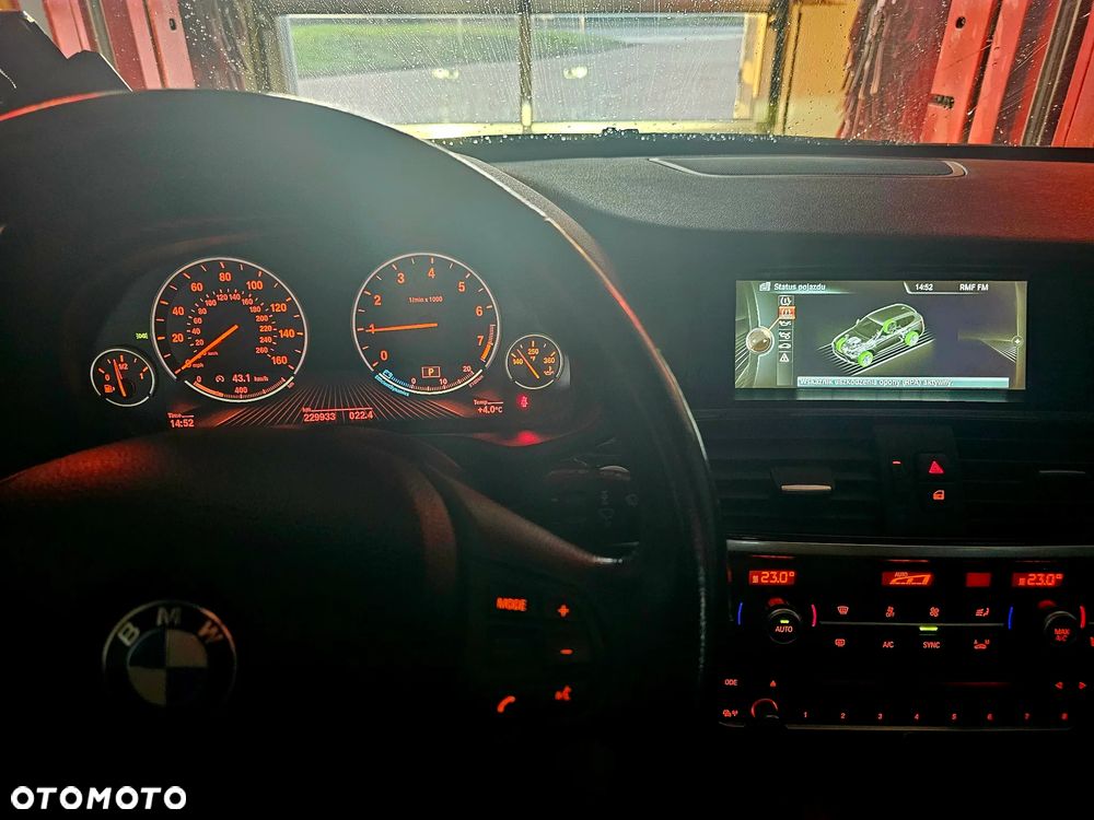 BMW X3 xDrive28i Sport-Aut xLine - 12