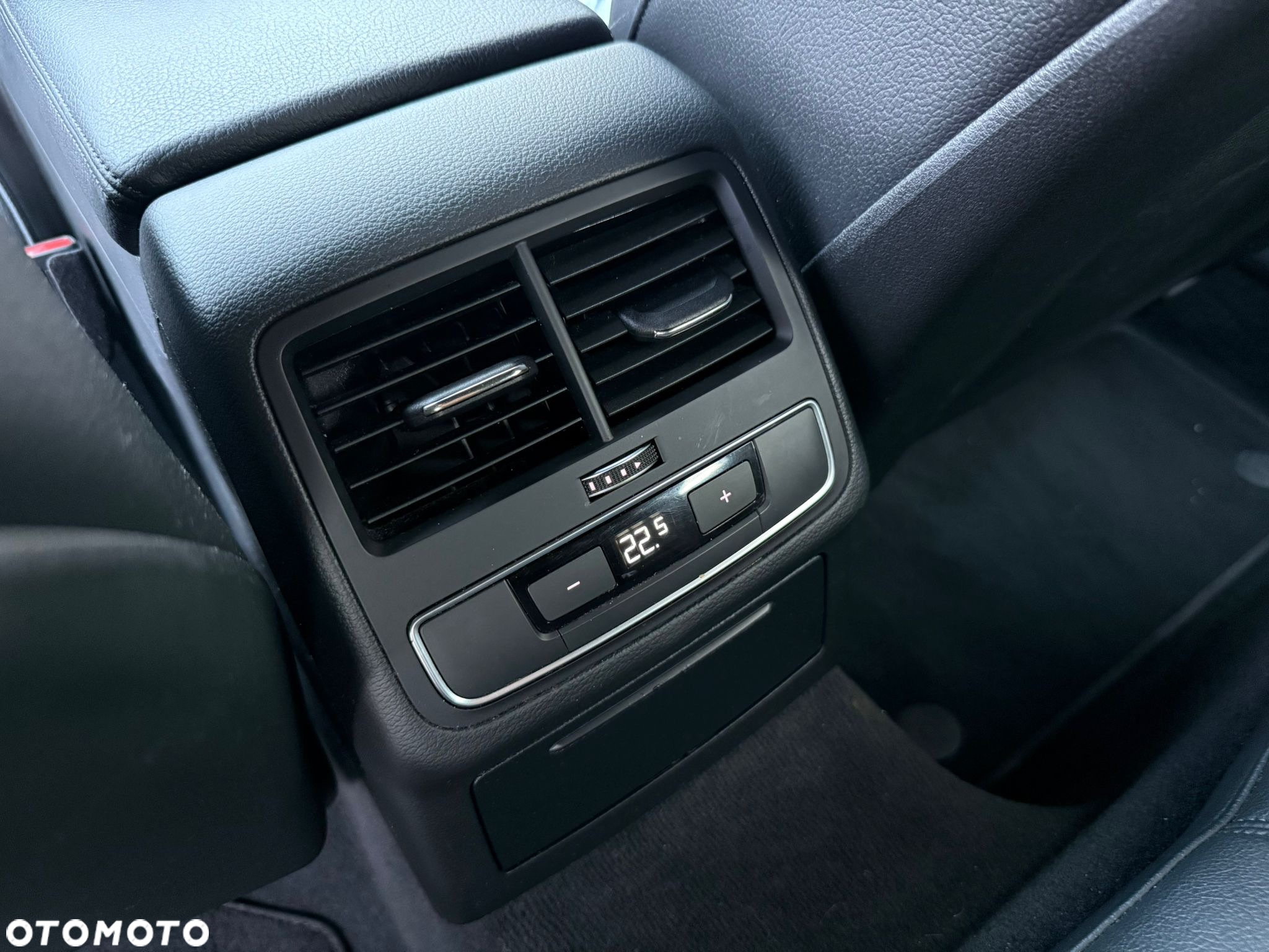 Audi A4 Avant 2.0 TDI ultra design - 22