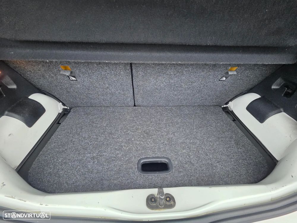 VW Up! 1.0 BlueMotion Move - 52