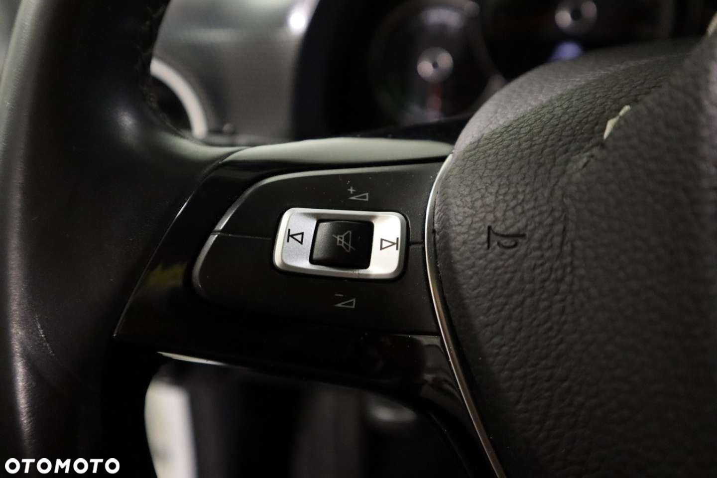 Volkswagen up! e-up - 22