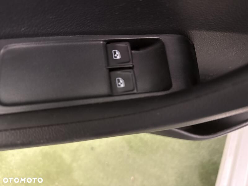 Skoda Fabia 1.0 Ambition - 12