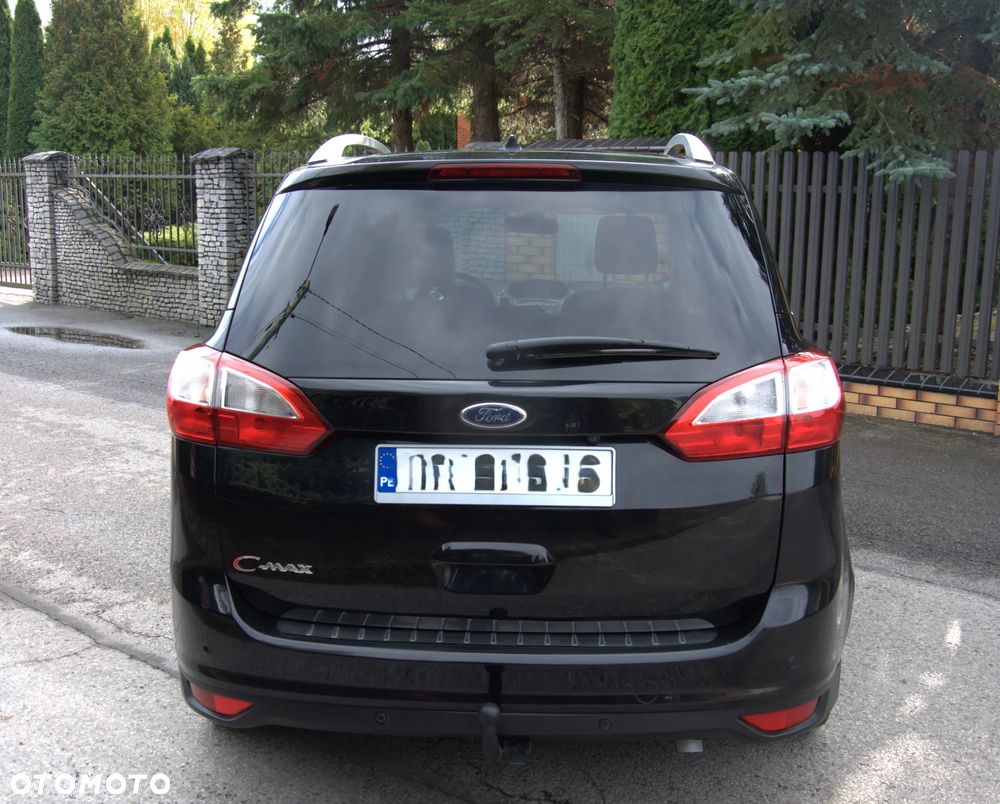 Ford Grand C-MAX - 9