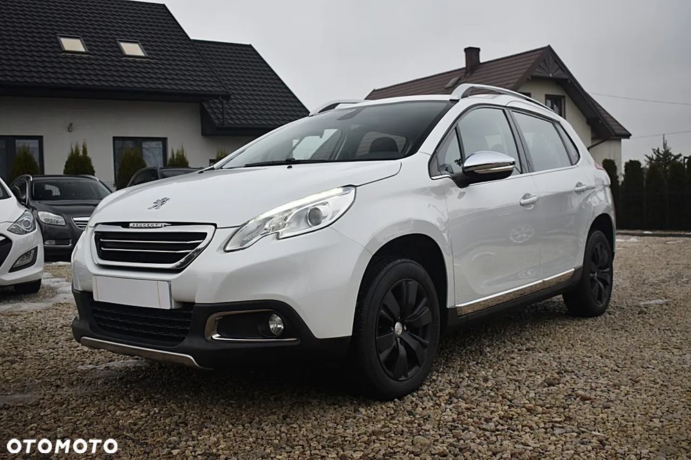Peugeot 2008 e-HDi FAP 115 STOP & START Allure - 4