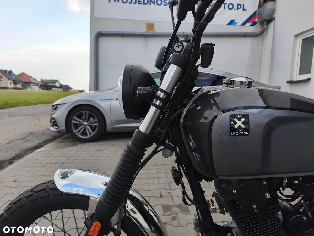 Brixton Cromwell - 9