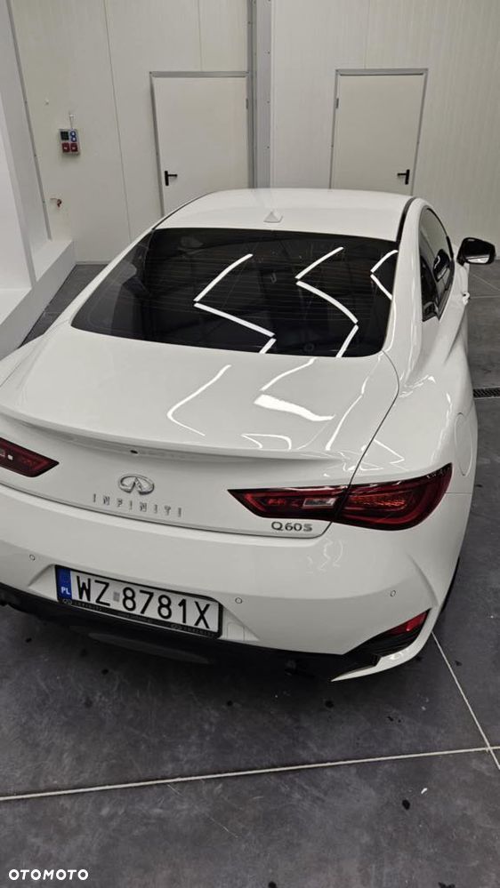 Infiniti Q60 2.0t Sport - 14
