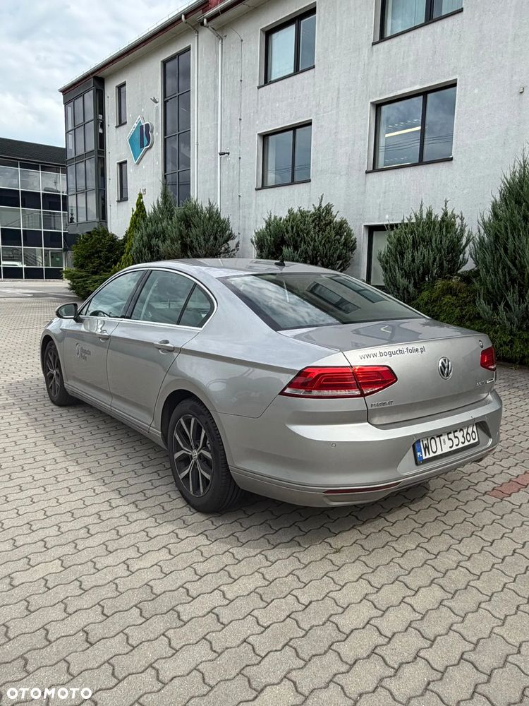 Volkswagen Passat 2.0 TDI BMT City - 4