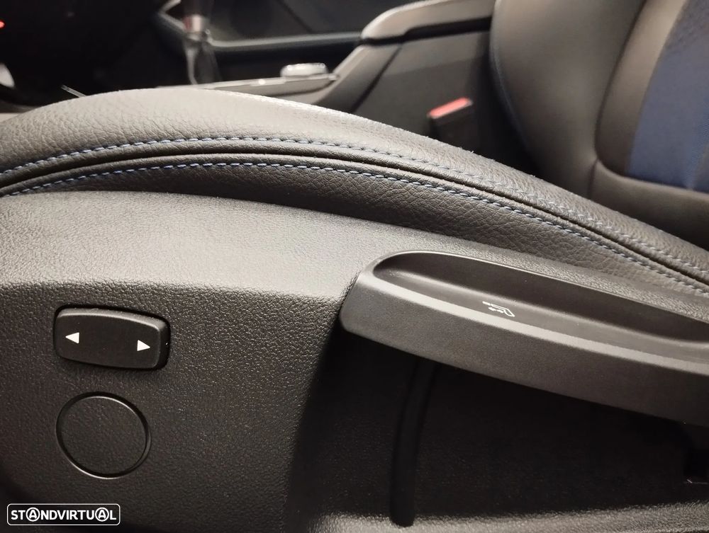 BMW 116 d Pack M - 16