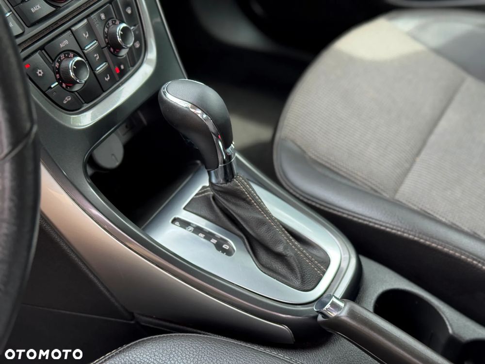 Opel Astra 1.6 Cosmo EU6 - 25
