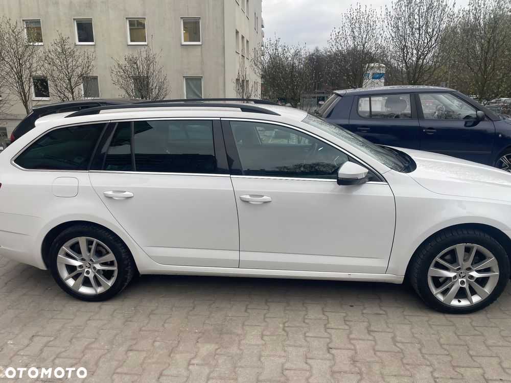 Skoda Octavia 2.0 TDI Ambition DSG - 4