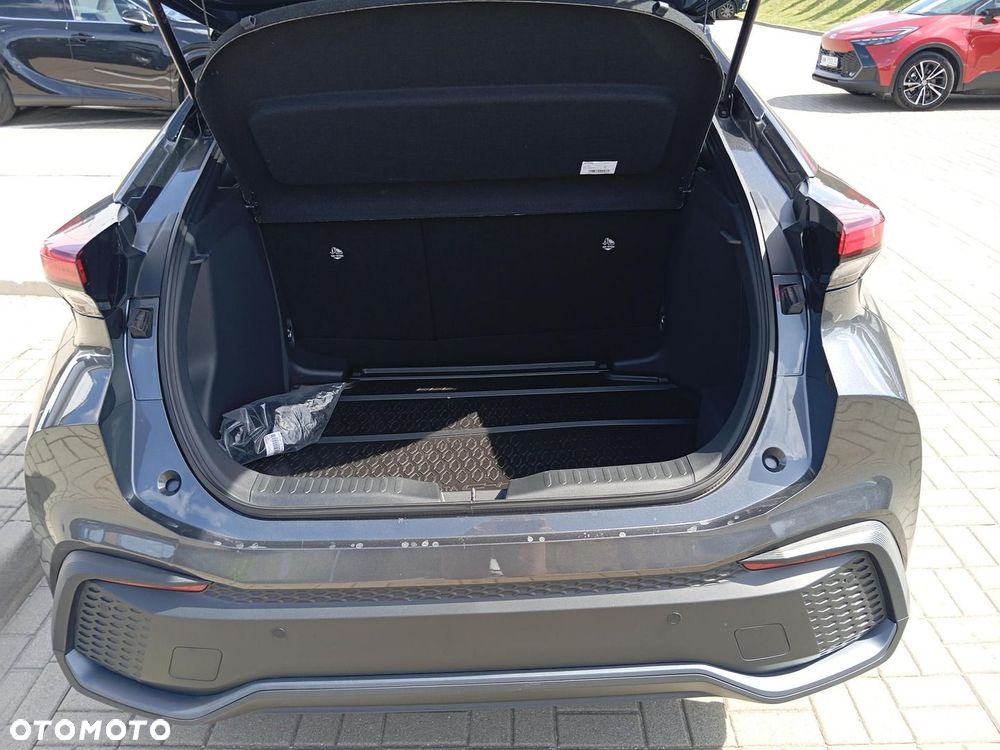 Toyota C-HR 2.0 Hybrid Dynamic Force Style - 18