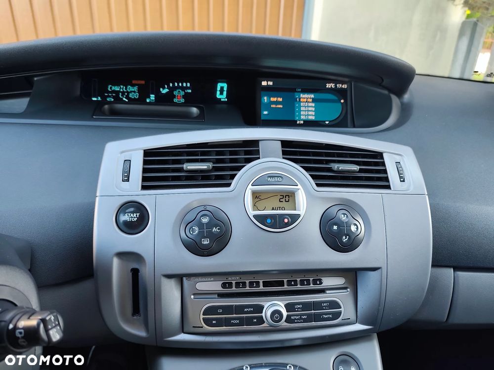 Renault Grand Scenic 1.9 dCi FAP Dynamique - 10
