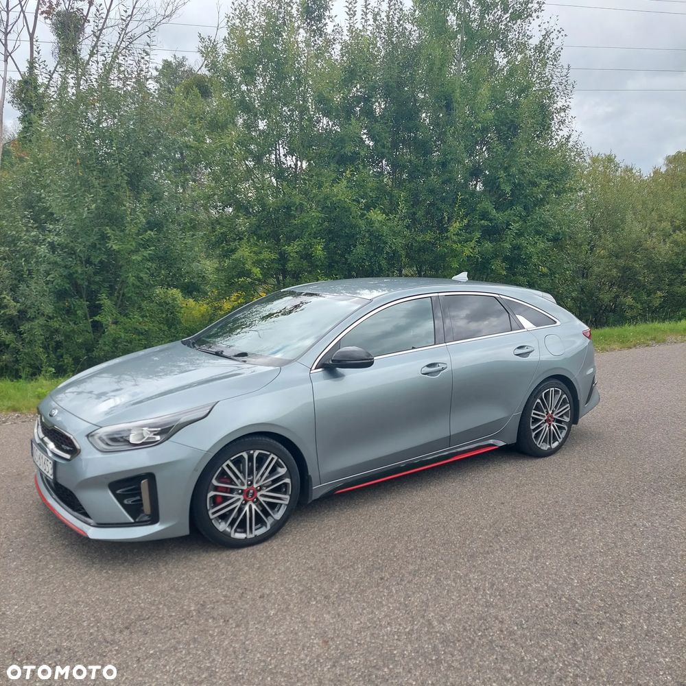 Kia ProCeed 1.6 T-GDI GT DCT - 12