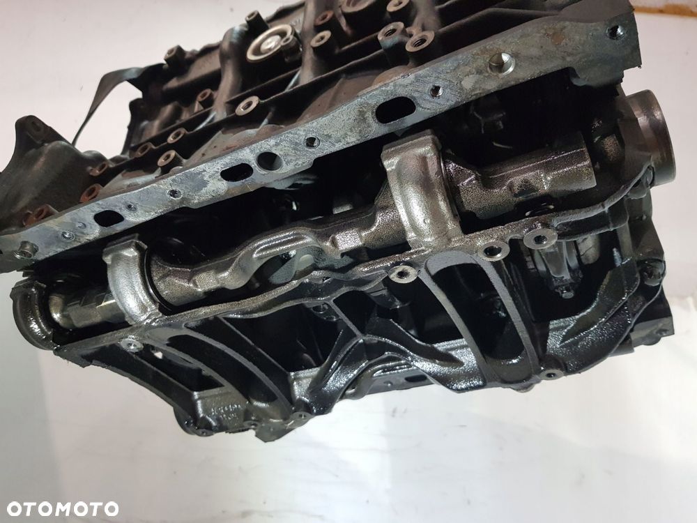 dół silnika mercedes w205 2.2 cdi 651921 - 12