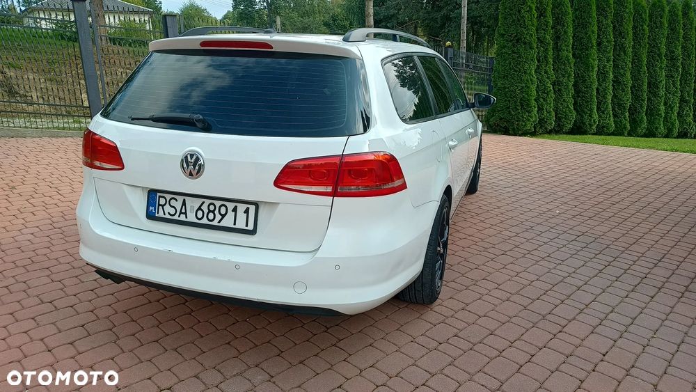 Volkswagen Passat 2.0 TDI Comfortline DSG - 13