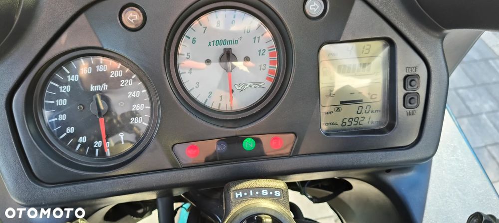 Honda VFR - 7