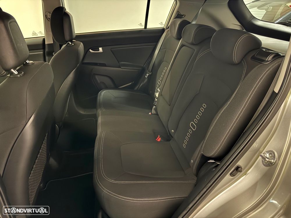 Kia Sportage 1.6 GDI ISG EX - 12