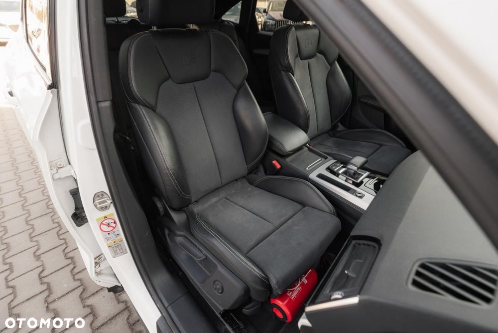Audi Q5 Sportback - 16