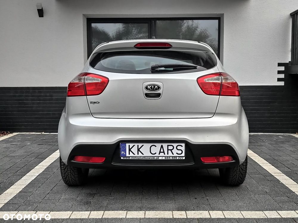 Kia Rio - 7