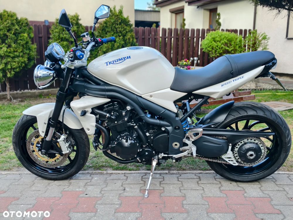 Triumph Speed Triple - 16
