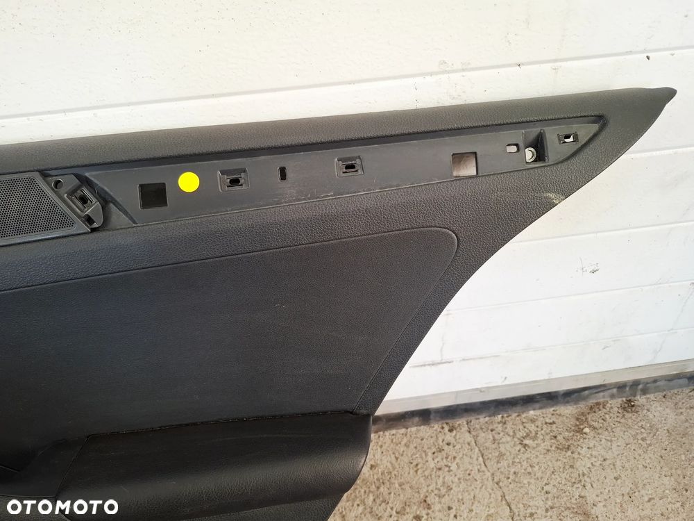 Boczek Tapicerka Drzwi Prawy Przód Lewy/Prawy Tył VW Jetta 2015r 5C - 15