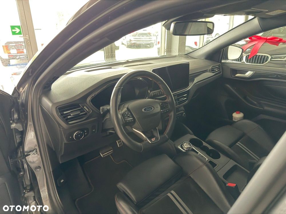 Ford Focus 2.3 EcoBoost ST X - 19