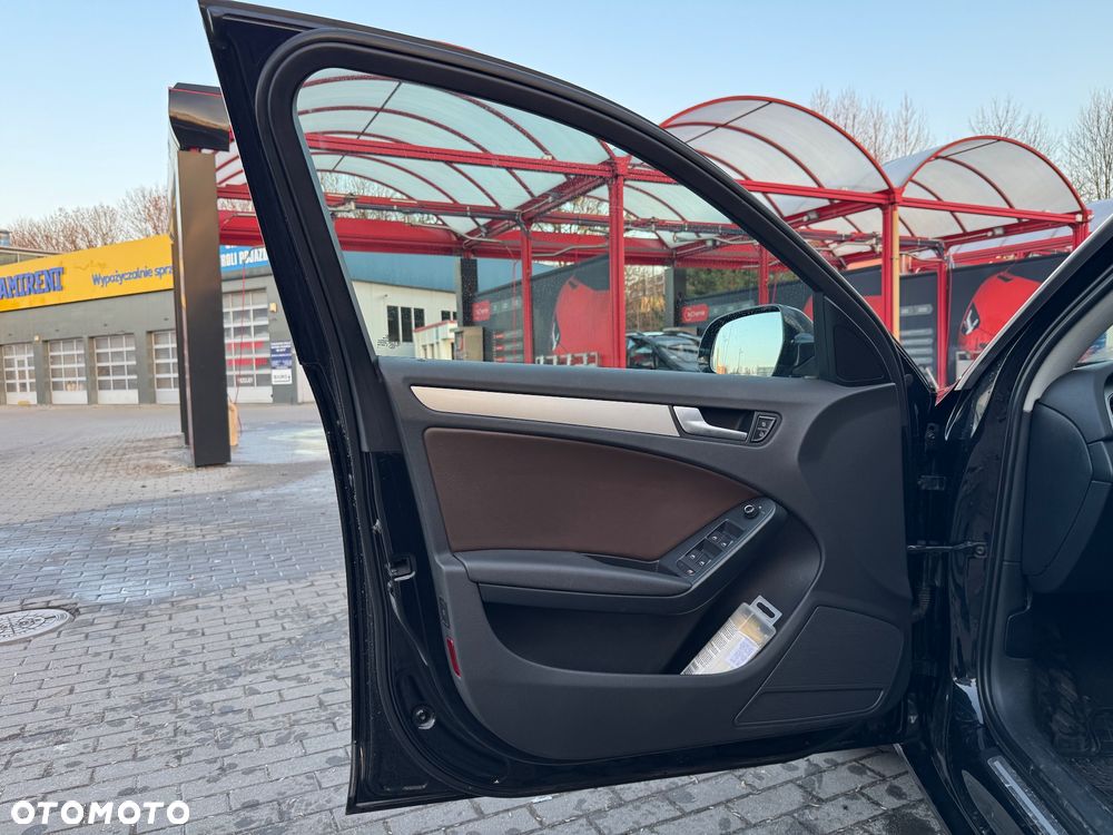 Audi A4 Avant 2.0 TDI Multitronic - 13