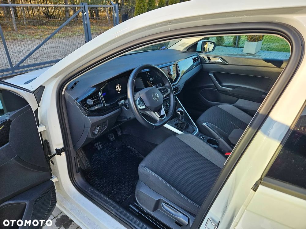 Volkswagen Polo 1.0 TSI Special Edition - 8